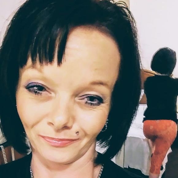 Meet your Posher, Tabitha - Picture 1 of 1